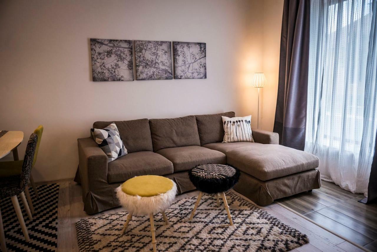 Reghin Guest House エクステリア 写真